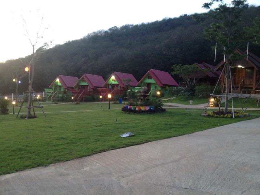 บ้านเรือนไท มวกเหล็ก Ban Ruenthai Muaklek Exterior foto